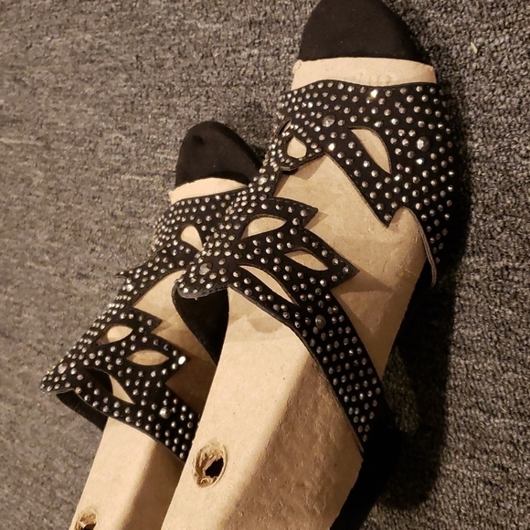 Joan Boyce Blk w/ Silv Bling Wedge Sandal, Sz 9.5, NWT - Picture 7 of 10